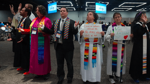 UMC LGBTQI clergy praying